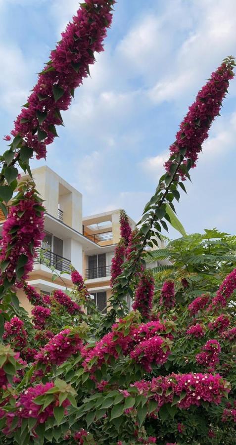Royal Meadows - Igatpuri Bungalow B ภายนอก รูปภาพ