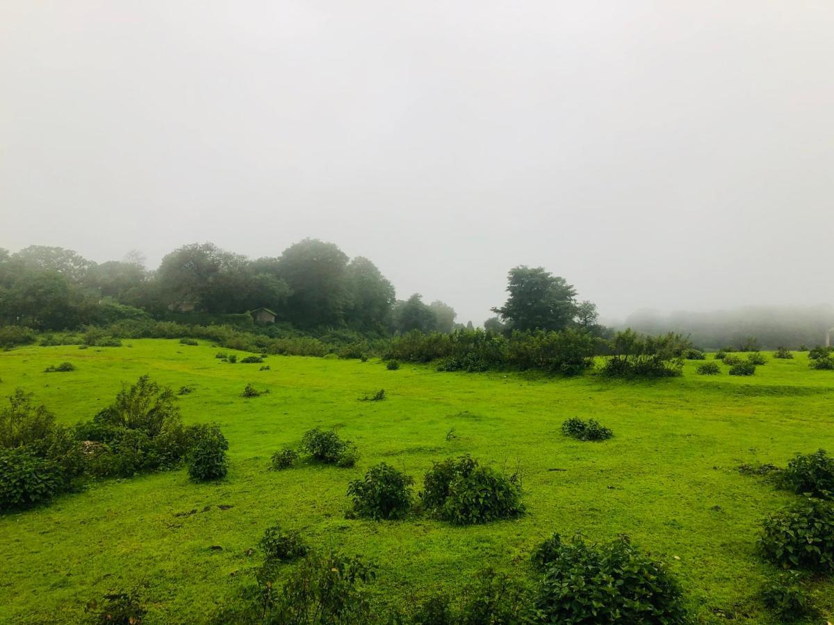 Royal Meadows - Igatpuri Bungalow B ภายนอก รูปภาพ