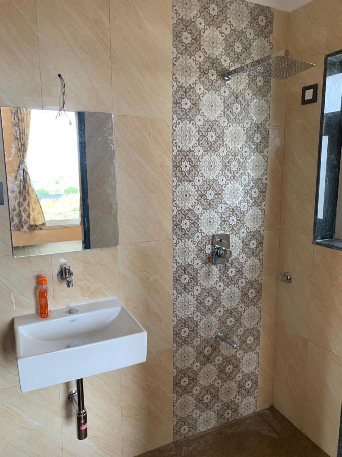 Royal Meadows - Igatpuri Bungalow B ภายนอก รูปภาพ