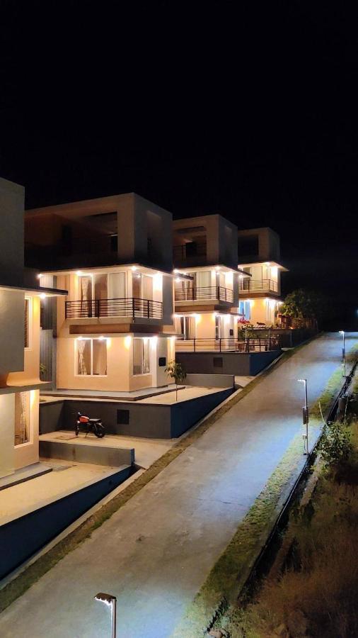 Royal Meadows - Igatpuri Bungalow B ภายนอก รูปภาพ