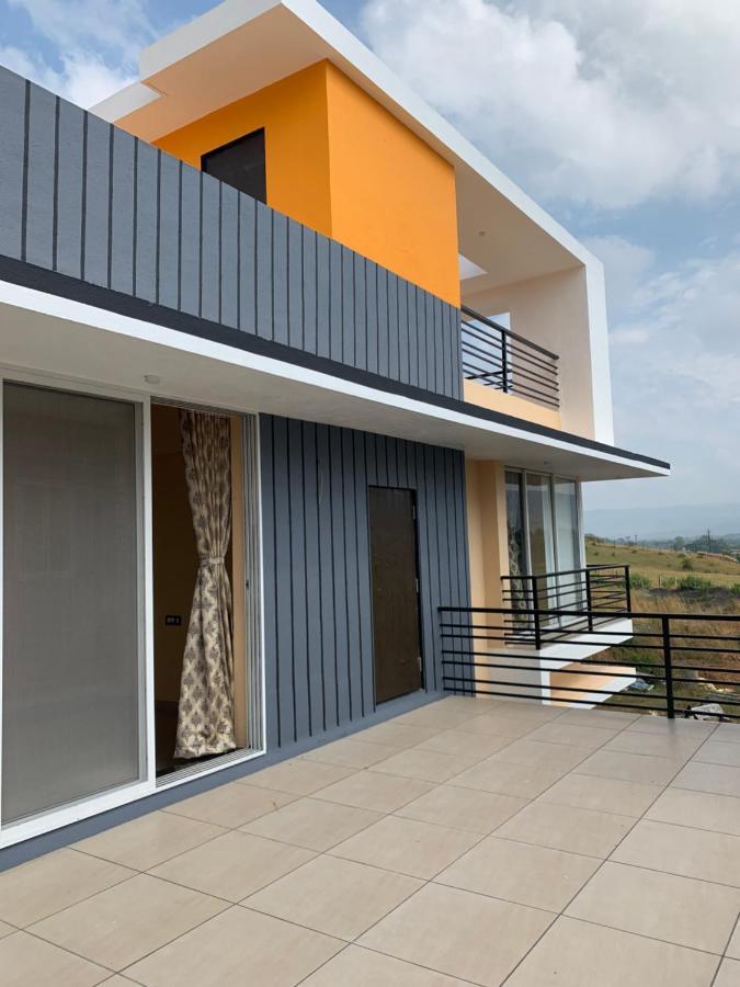 Royal Meadows - Igatpuri Bungalow B ภายนอก รูปภาพ